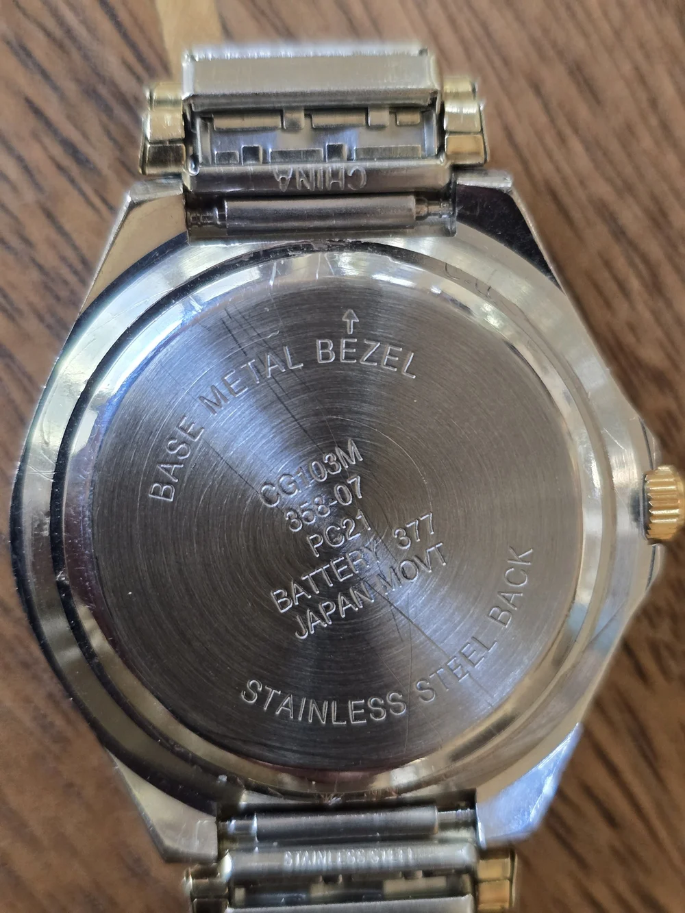 Gold-Tone and Silver-Tone Quartz Watch - Black Dial Japan Cond
